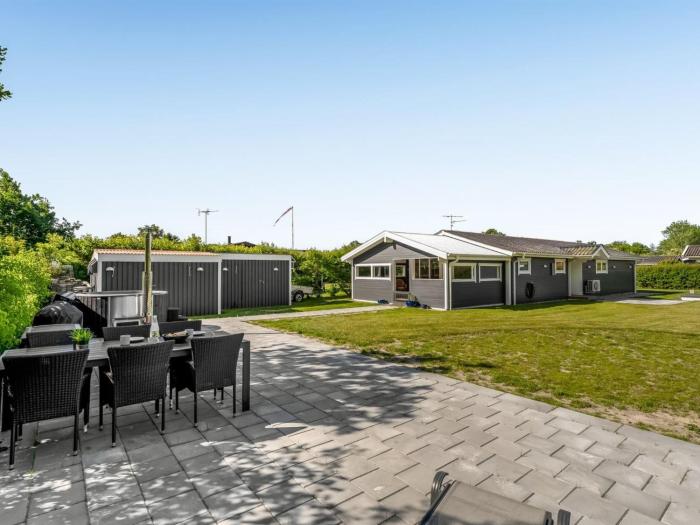 Holiday Home Rathi - from the sea by Interhome