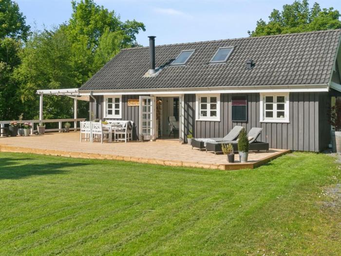 Holiday Home Veljan - 1-2km from the sea by Interhome