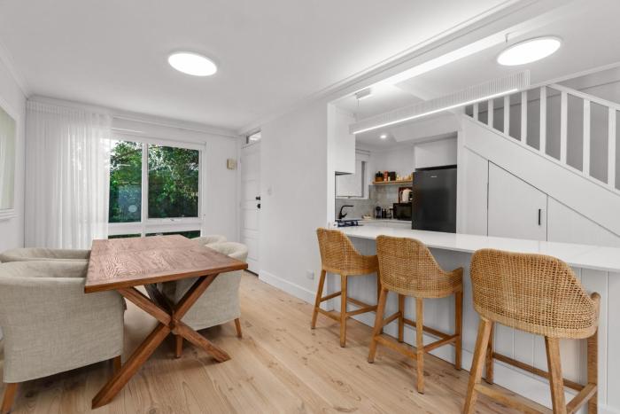 Stylish 2-Bed Townhouse in Leafy Hyde Park