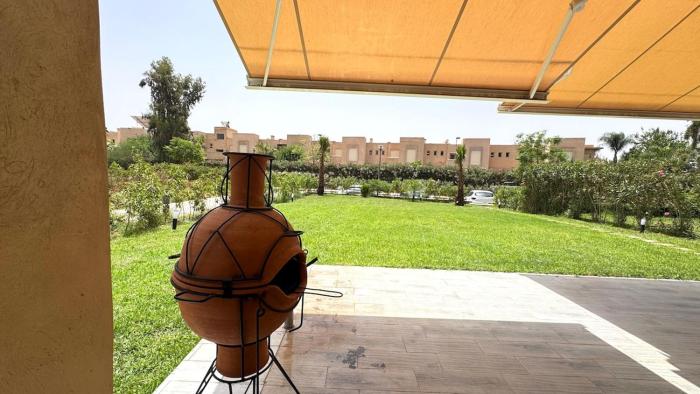 Stylish Prestigia Golf Apartment