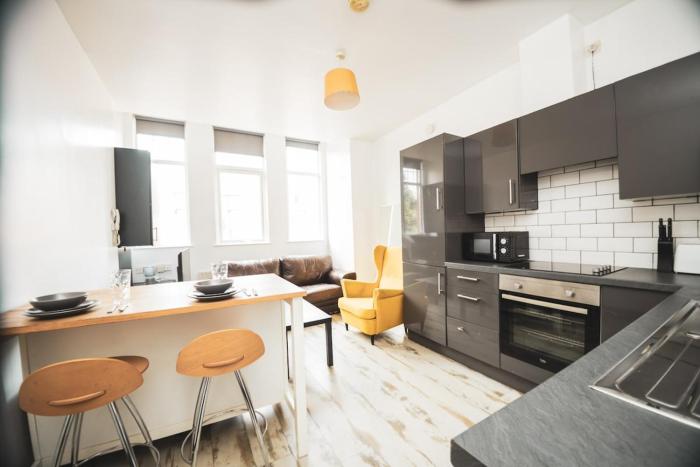 Modern Stranmillis 4 Bed