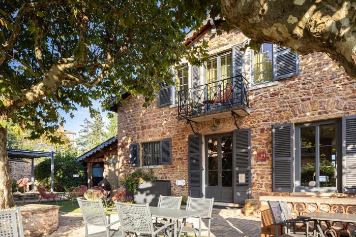 Contact Hôtels Le Savigny & Spa