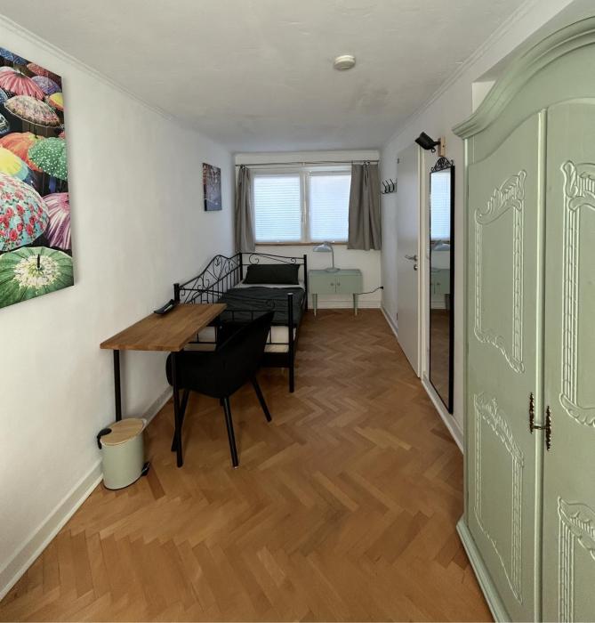 Private Zimmer mit Küchennutzung und in Rheinnähe