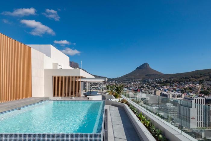 City Glimpse, Mountain Whisper