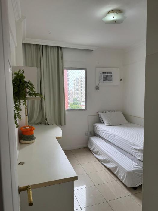 Confortável perto da praça Batista Campos inteiro