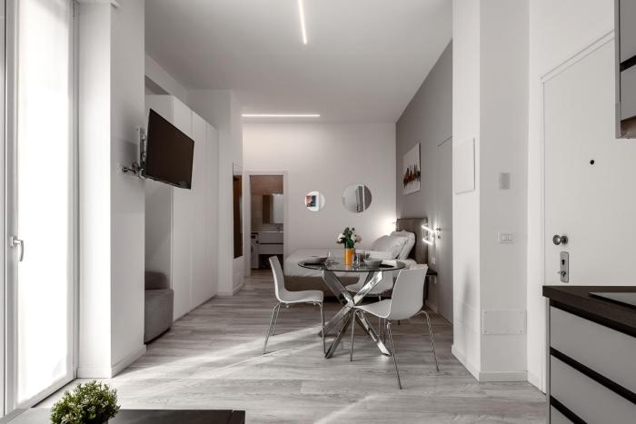 StayEasy Crivelli - Stylish Studio, Duomo walking