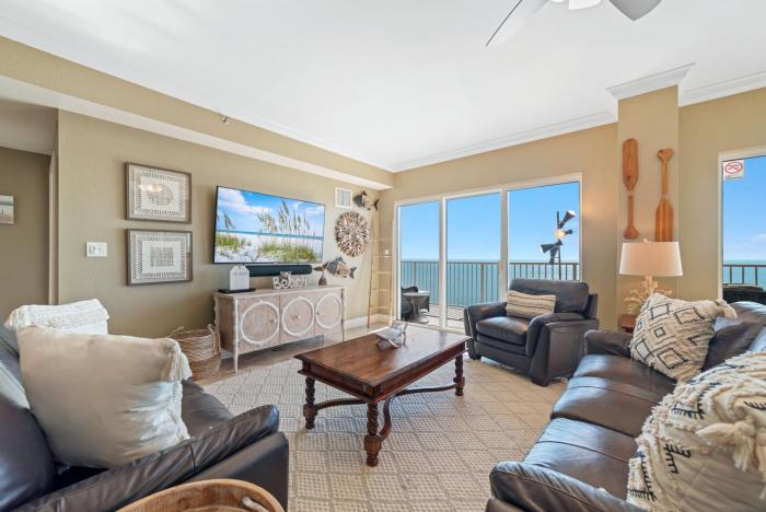 Crystal Shores West Unit 1402