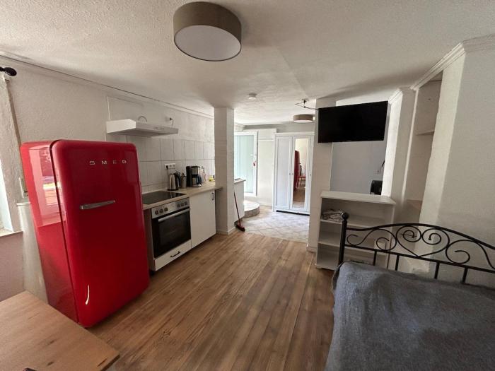 Idyllic and quiet location