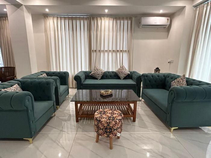 Divine Stay-3BHK, AC, WiFi, Kitchen