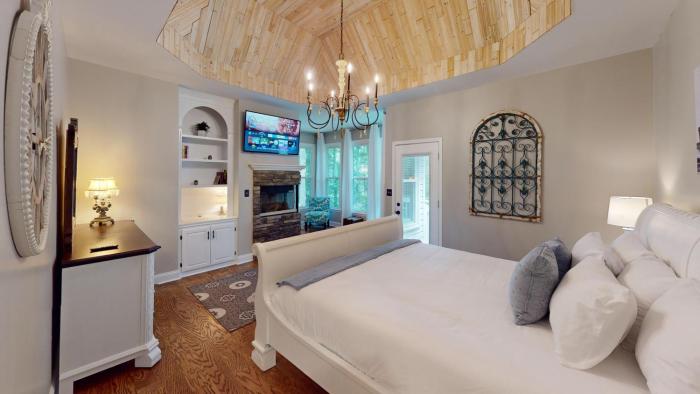 2196 Major Loring Way SW Marietta