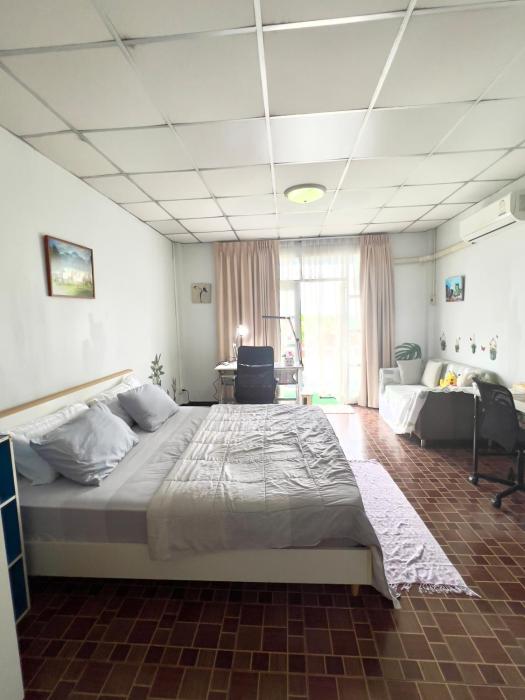 Private 3rd Floor Room