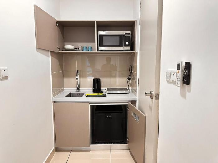 Couple Studio Suite A16 07 Trion KL