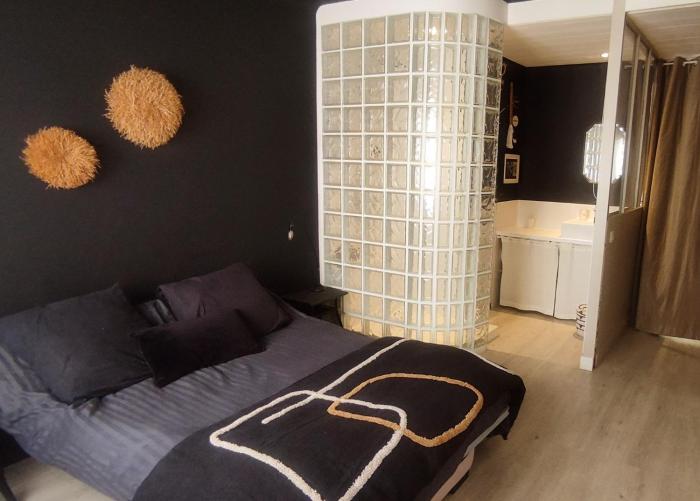Chambre avec entrée Privée au calme, quartier Talensac