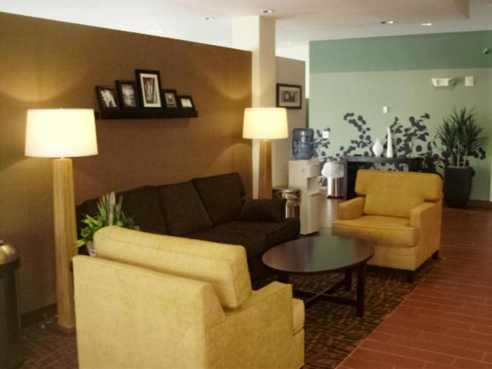 Sleep Inn & Suites Syracuse Airport