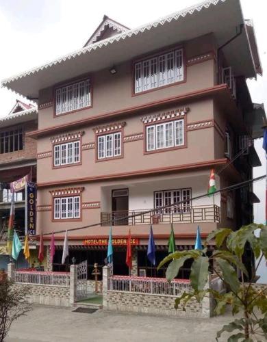 Hotel The Golden Ice