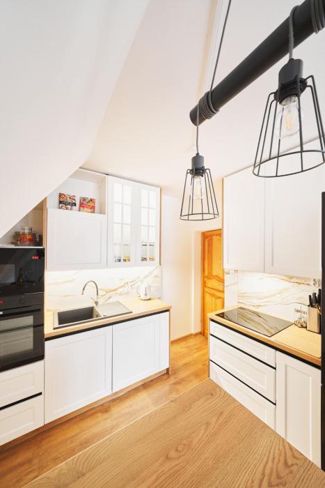 Gut Apartment - 2 sypialnie, duża kuchnia, kino domowe NETFLIX & HBO, kryty parking, szybkie WIFI, 5km od Zakopane