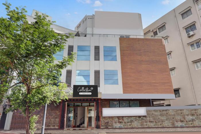 Super Collection O jagadamba Junction near Beach Road