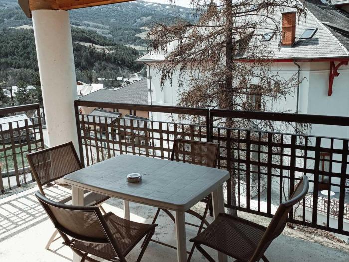 Studio à Jausiers, capacité 4 pers, terrasse sud, animaux admis - FR-1-165B-45