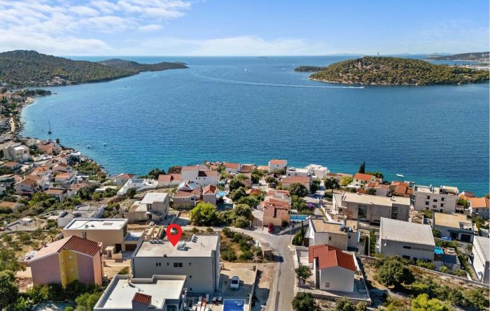 Cozy Apartment In Razanj With Wifi