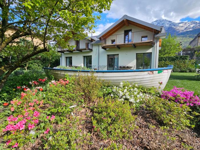 I LAGHEE casette BREVA e TIVANO Stylish Winter Cottage Cozy Home with Private Garden