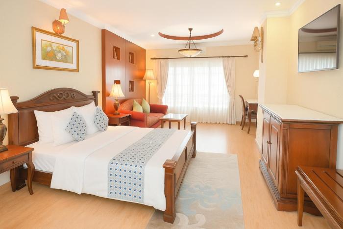 S79 Sunflower Hotel & Spa 821 Le Hong Phong Street