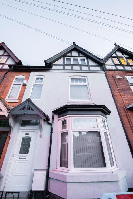 Stylish Reservoir Retreat