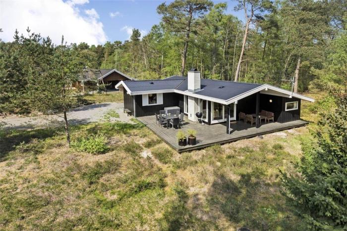 2631 Nexø - Fjælstaunijn 6