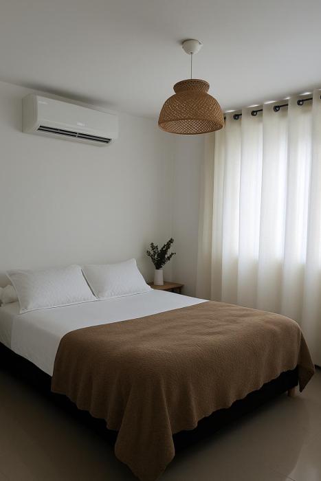 Hermoso apartamento cerca del Hotel Las Americas y Playa Azul