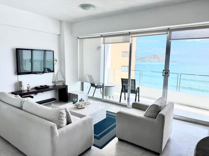 Park Royal 809 Vista al Mar