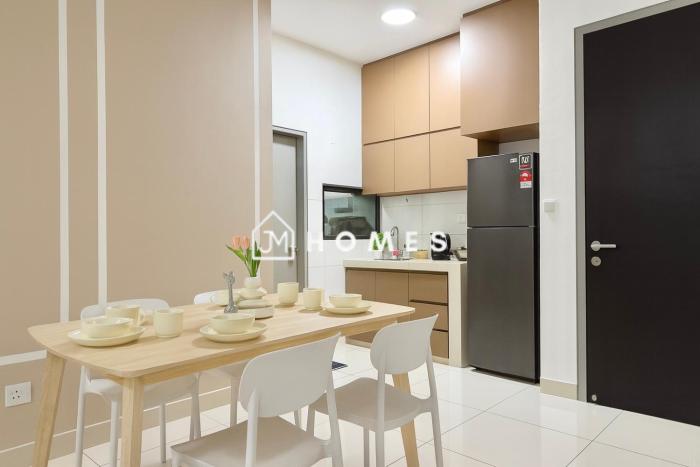 C180 Trader Park 3Bedroom Balcony #201