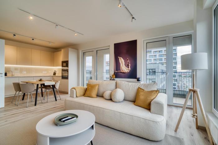 Chloés Beige Apartment with big balcony, O2 arena