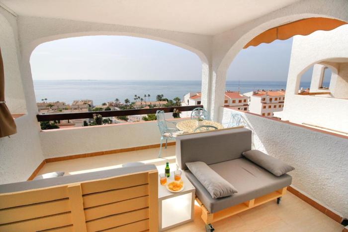 Maclo Fantastic Panoramic Views