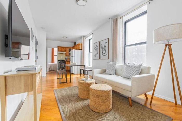 Beautiful 3-Bedroom, 2-Bath Apartment in NYC