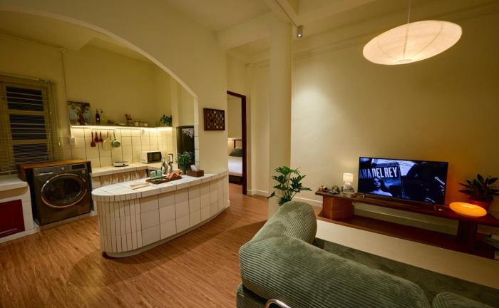 Không gian yên tĩnh, tối giản - Homestay Quận 1