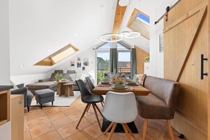 BALANCED Eurasburg Apartments, vollausgestatte Ferienwohnungen auf dem Land