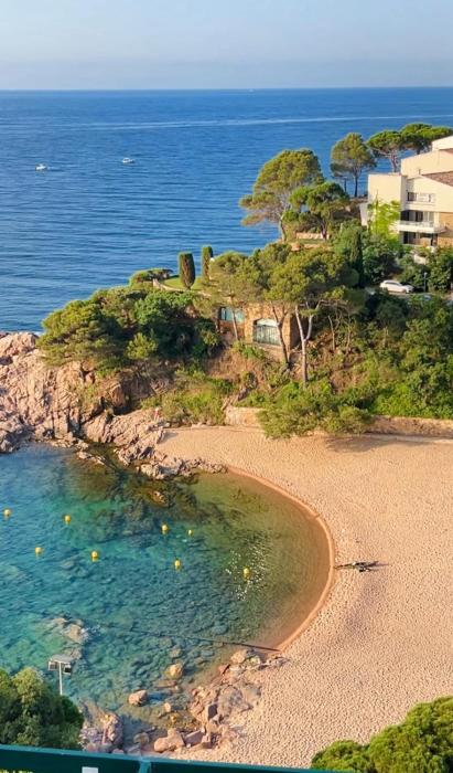 Casa Cala, playa privada y tranquila con vistas impresionantes