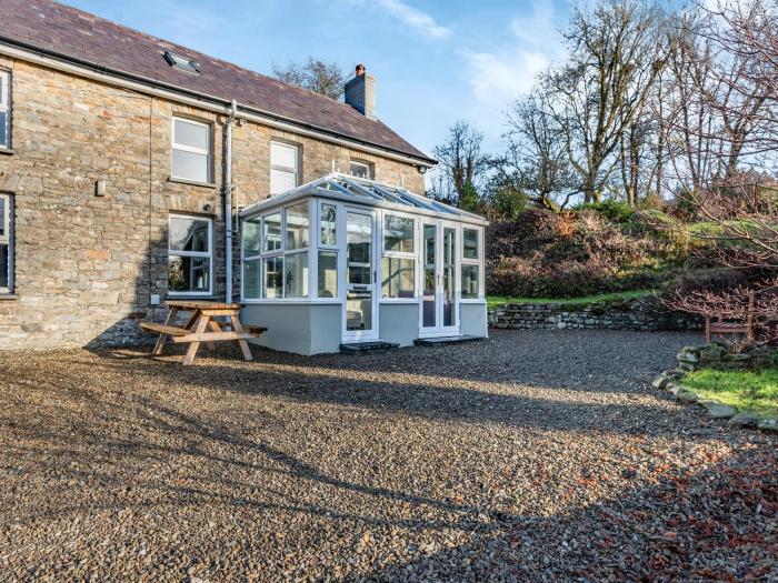 East Llwyn - Uk41756