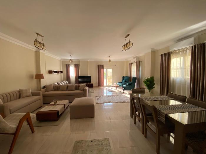 Family Choice In New Cairo