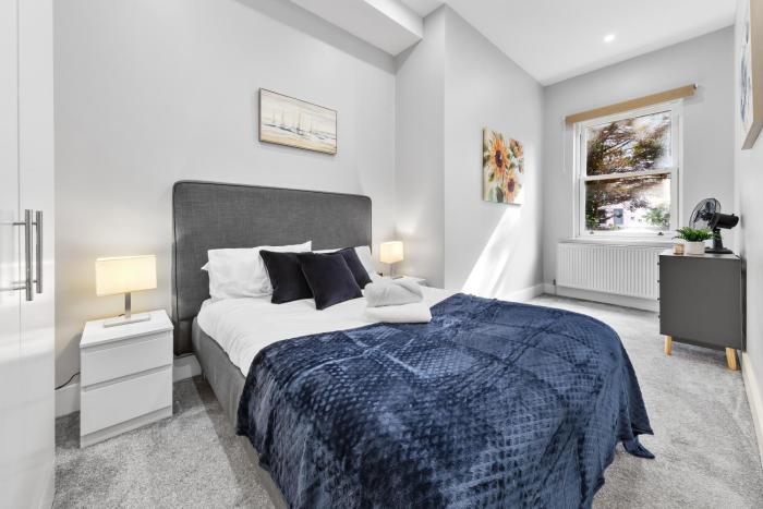 Spacious Clapham Junction Flat Near Station Long Stay Friendly