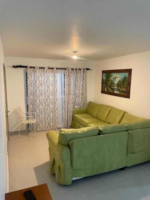 Your oasis in the city apartment with pool