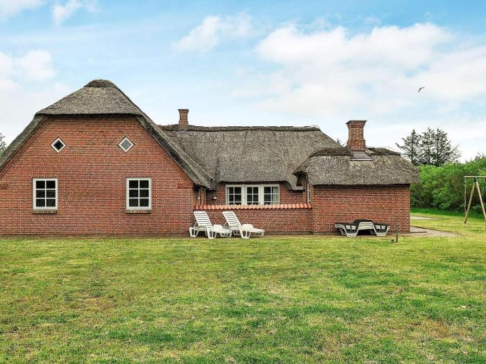 18 person holiday home in Ulfborg