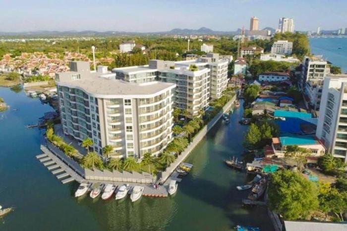 1 bedroom apartments in Whale Marina Condo Pattaya Thailand