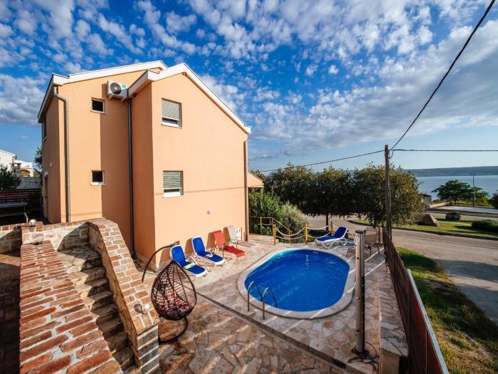 Holiday Home Jasenice near Beach & Pool