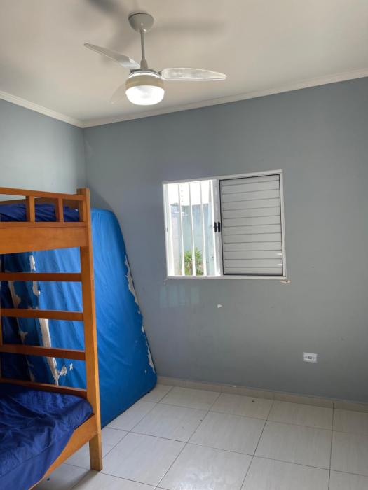 Casa com piscina lado praia