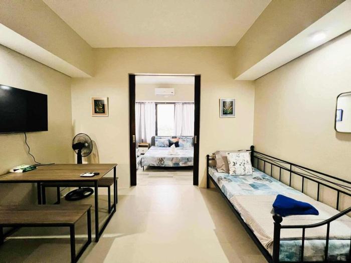 Cozy & Spacious 1 Bedroom in the Heart of the City