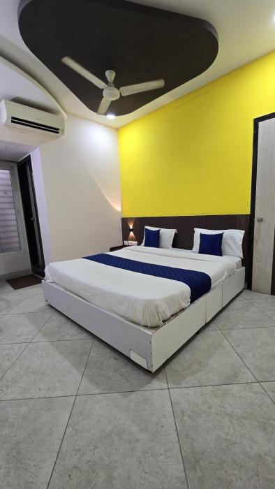 Twilight Inn, Purasaiwakkam