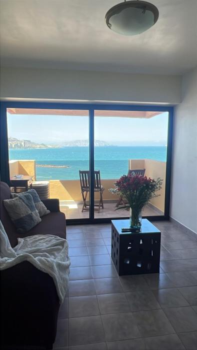Apartamento frente a la playa lido, la Esmeralda