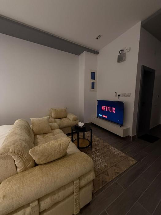 شقق النخيل المخدومة