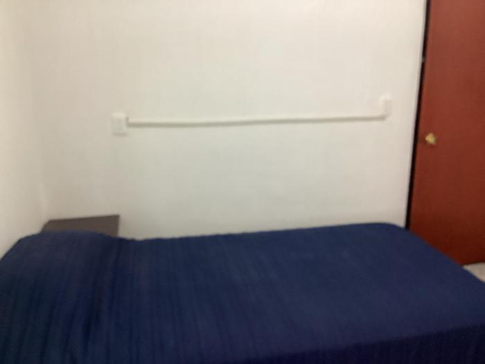 Habitación privada zona Satélite