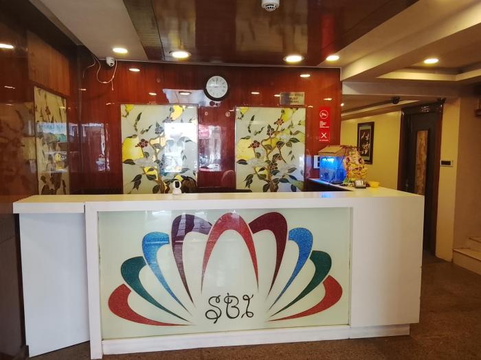 Saravana boutique inn